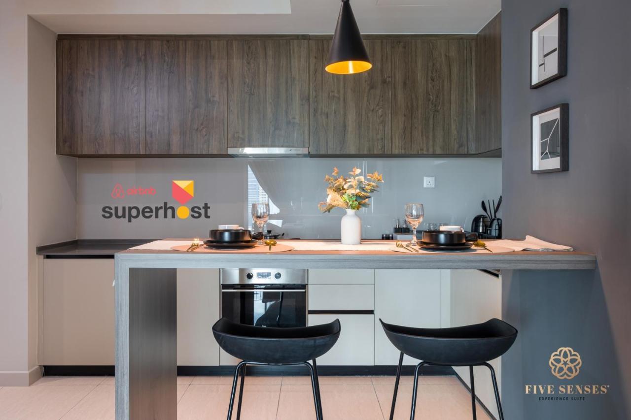 Datum Jelatek Sky Klcc, Five Senses Apartment