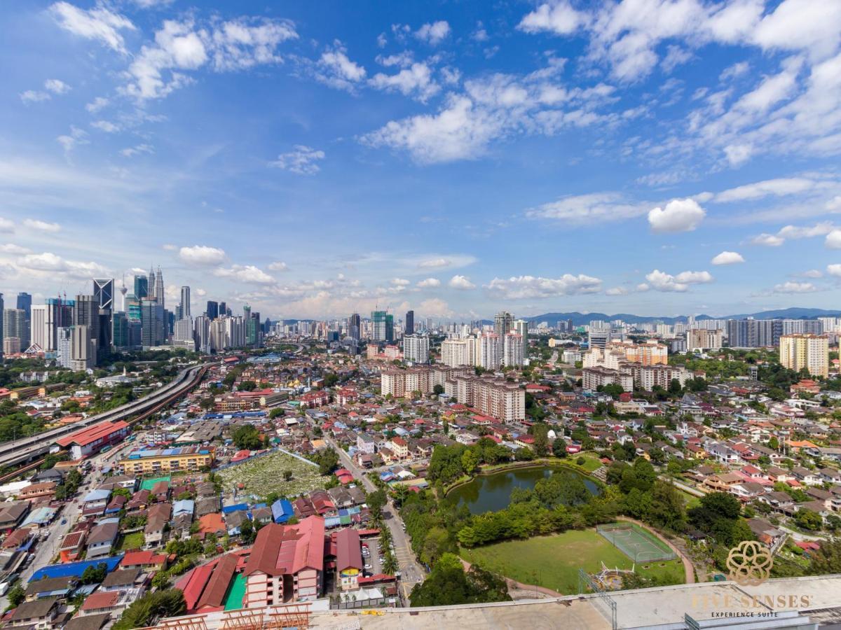 Datum Jelatek Sky Klcc, Five Senses Apartment