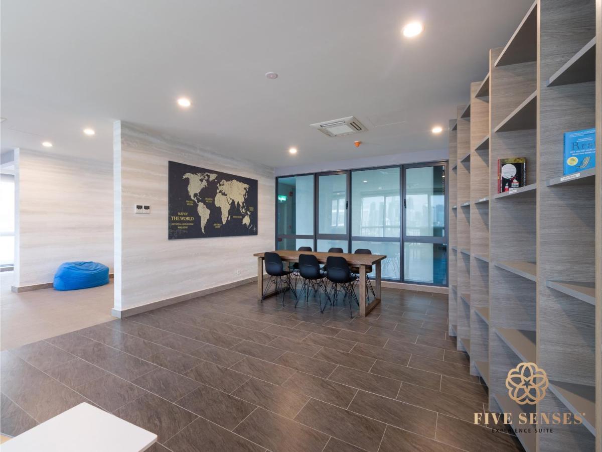 Apartment Datum Jelatek Sky Klcc, Five Senses *
