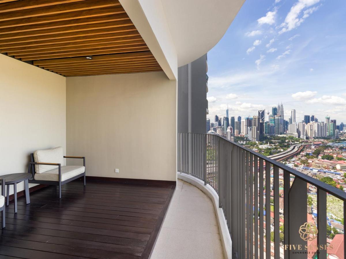 Datum Jelatek Sky Klcc, Five Senses