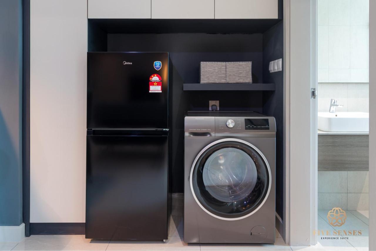 Apartment Datum Jelatek Sky Klcc, Five Senses