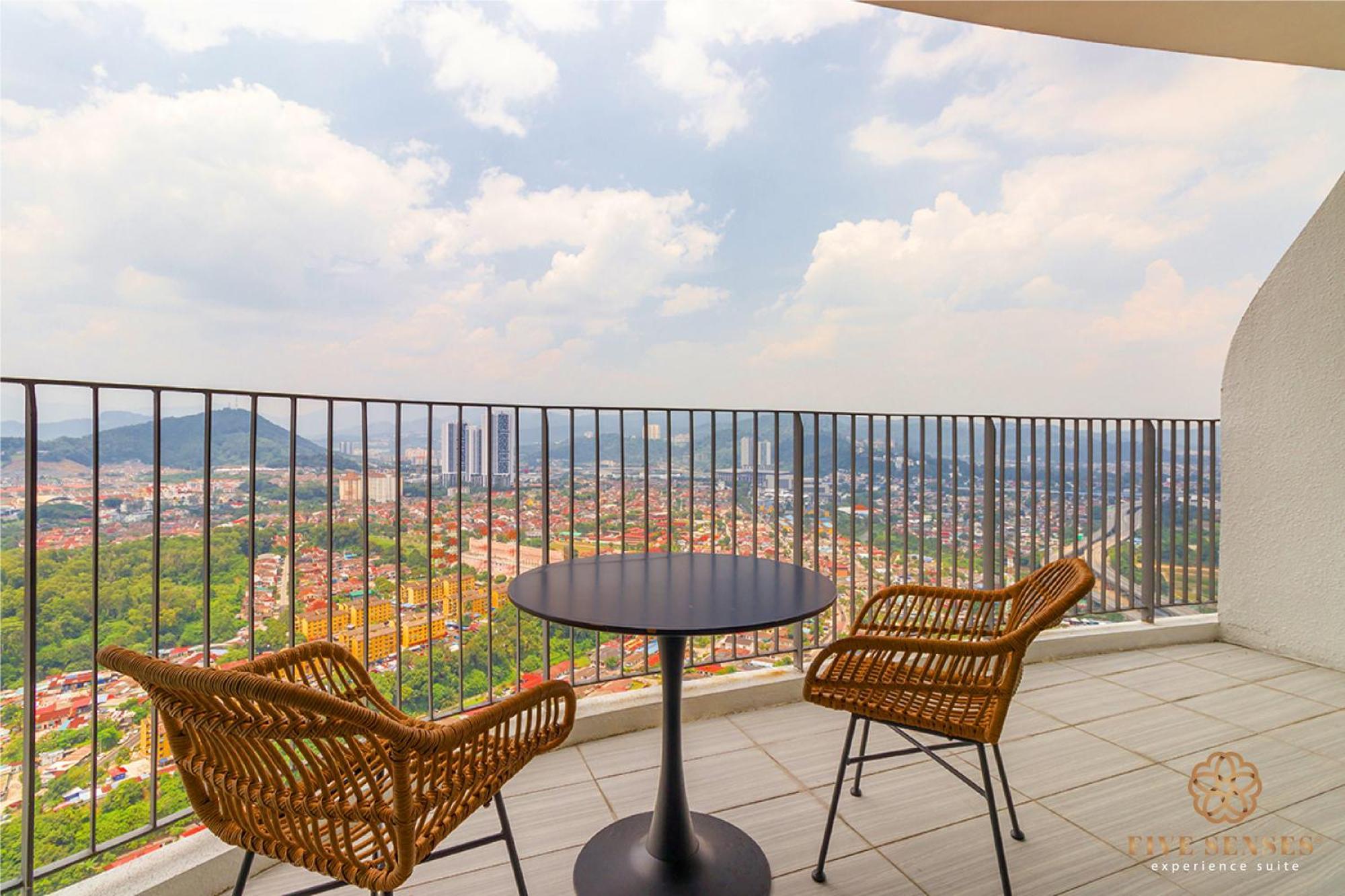 Datum Jelatek Sky Klcc, Five Senses * Kuala Lumpur