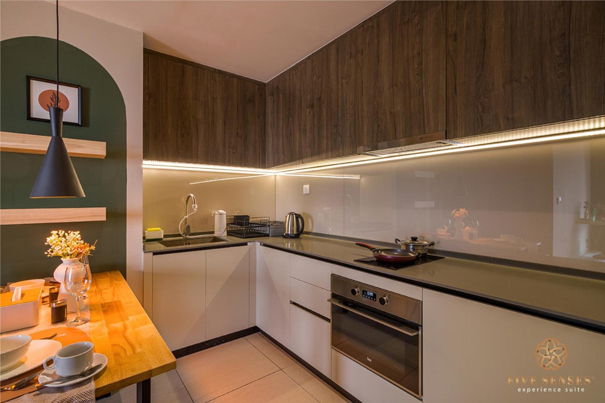 Apartment Datum Jelatek Sky Klcc, Five Senses