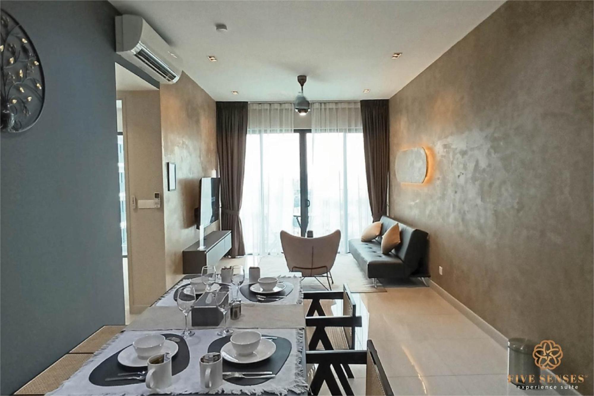 Apartment Datum Jelatek Sky Klcc, Five Senses